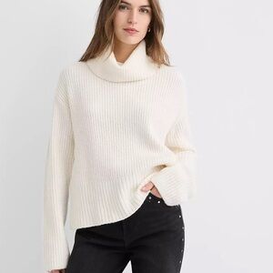 LOFT Women's winter White Turtle Neck Sweater